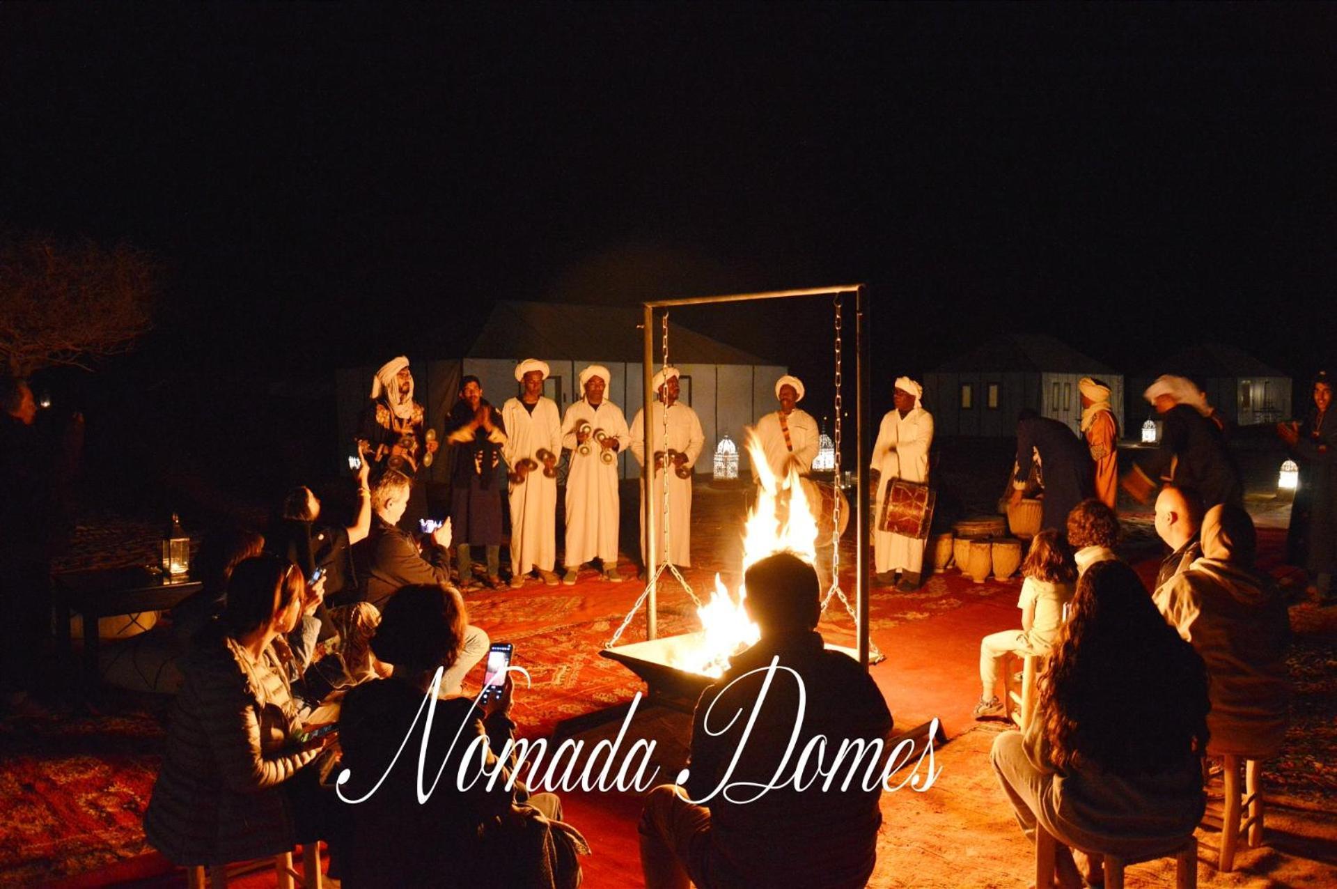 Nomada Domes Camp With Airco 호텔 메르주가 외부 사진